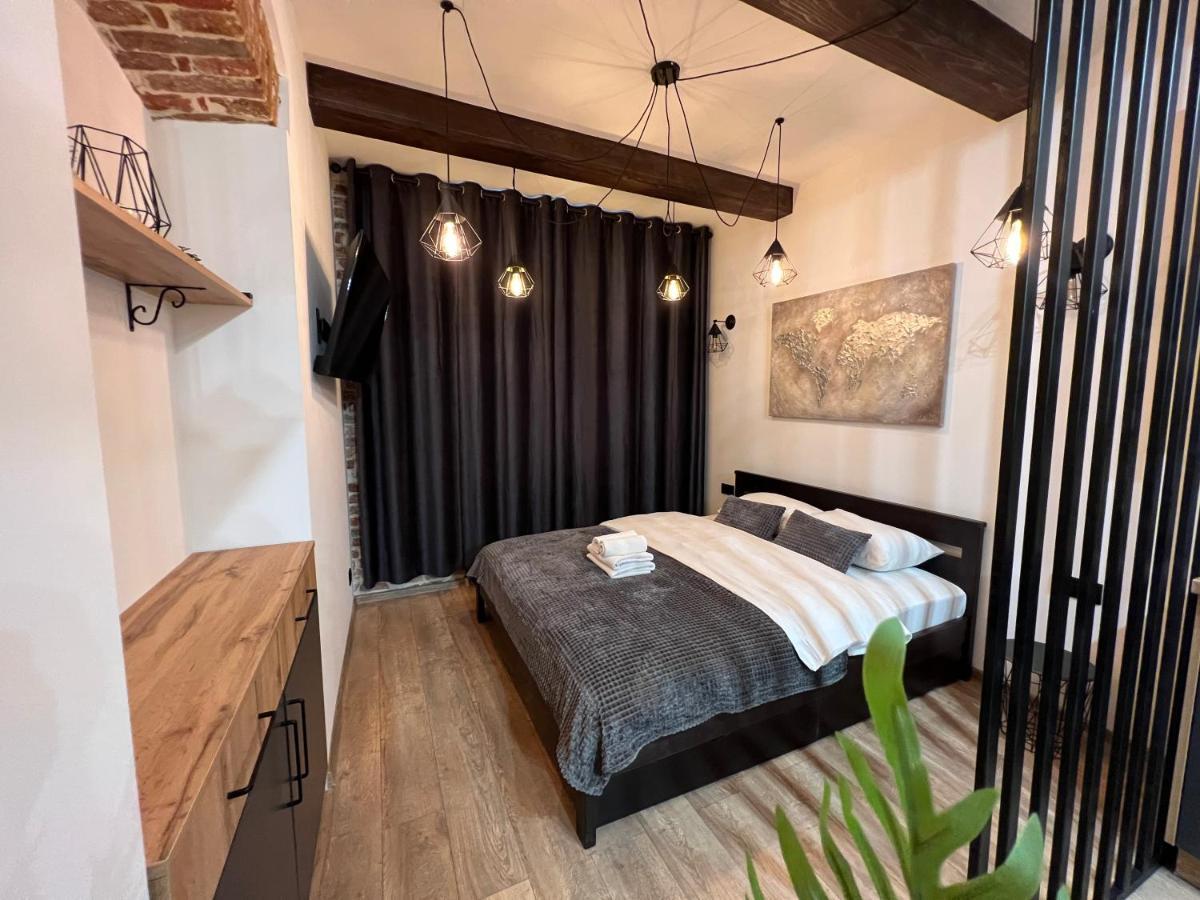 Cozy Loft На Староєврейській 24 利沃夫 外观 照片
